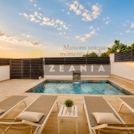 Resale - Villa -
Guardamar del Segura - El Moncayo