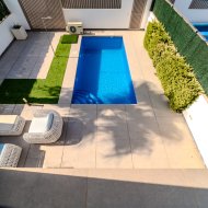 Resale - Villa -
Guardamar del Segura - El Raso