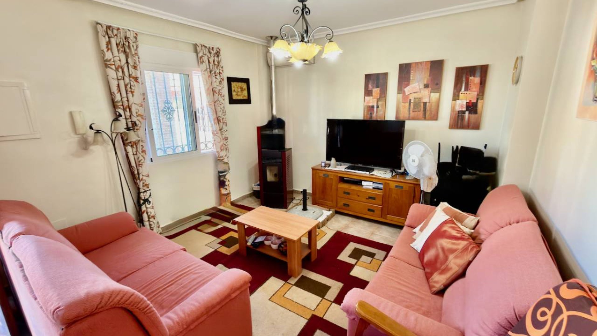 Resale - Villa -
Guardamar del Segura