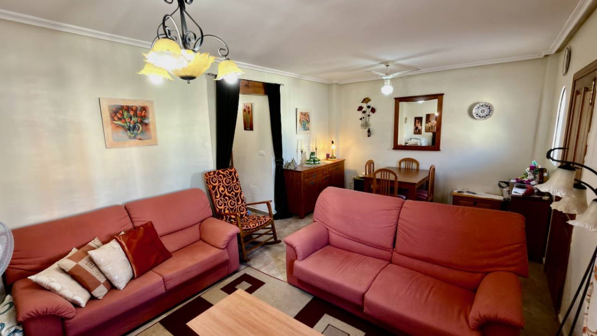 Resale - Villa -
Guardamar del Segura