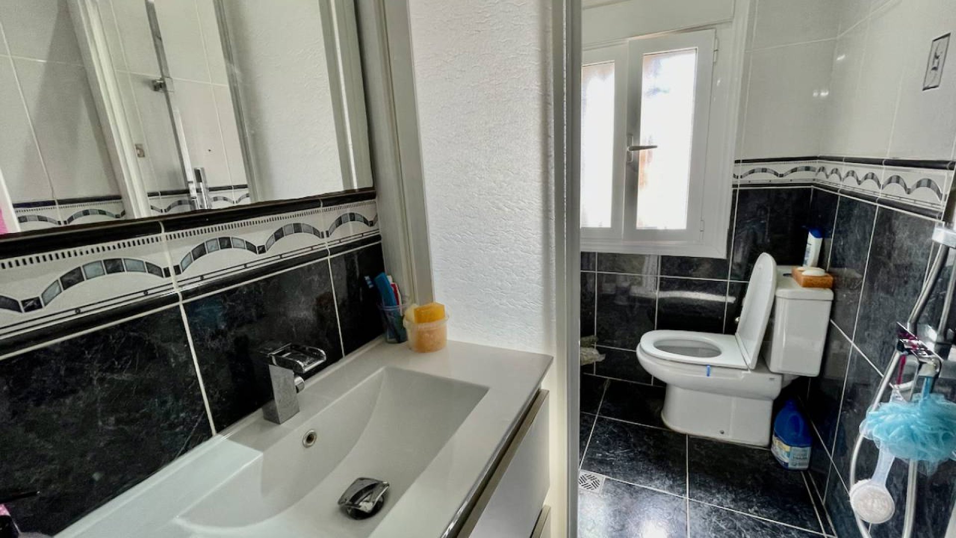 Resale - Villa -
Guardamar del Segura