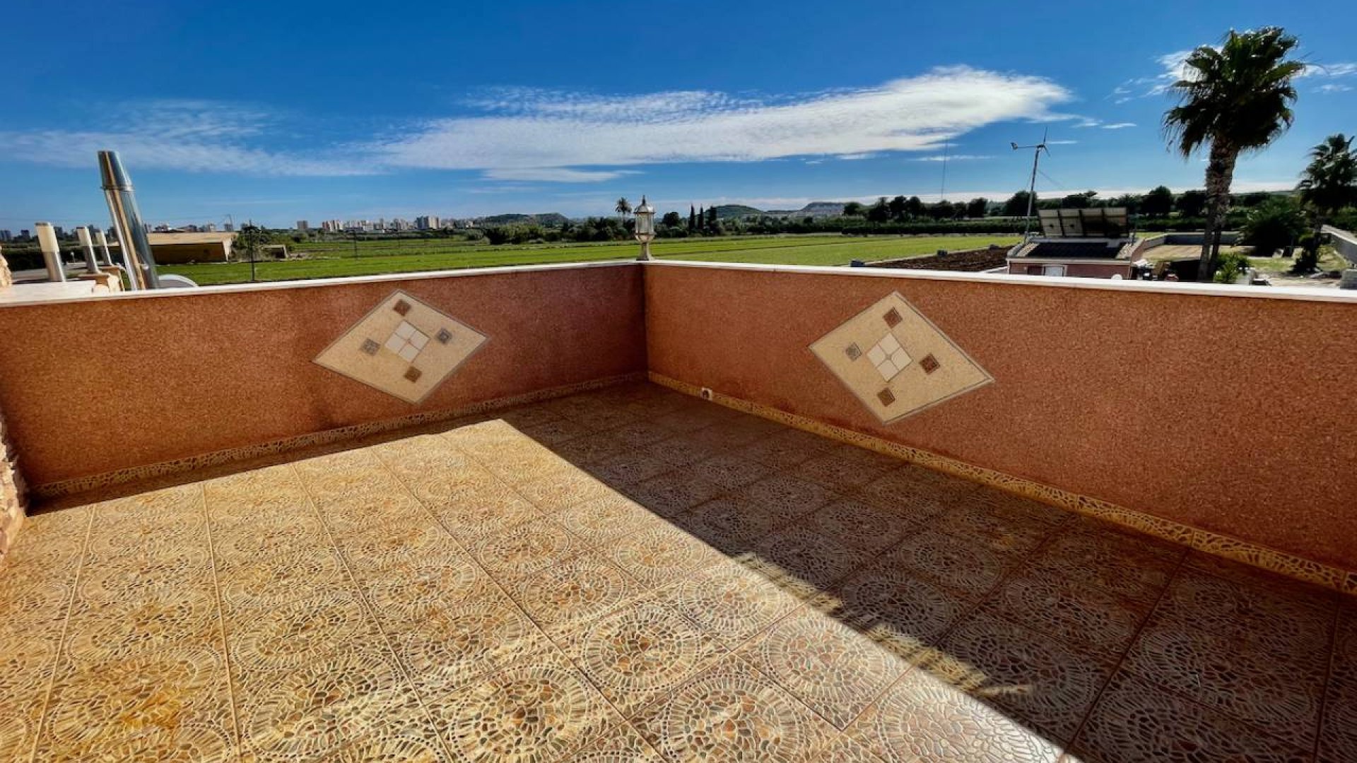 Resale - Villa -
Guardamar del Segura