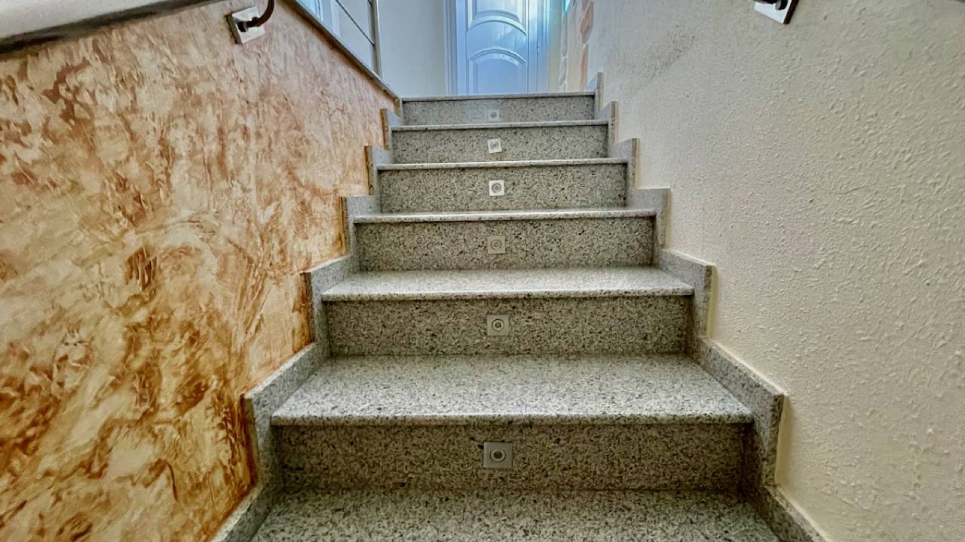 Resale - Villa -
Guardamar del Segura