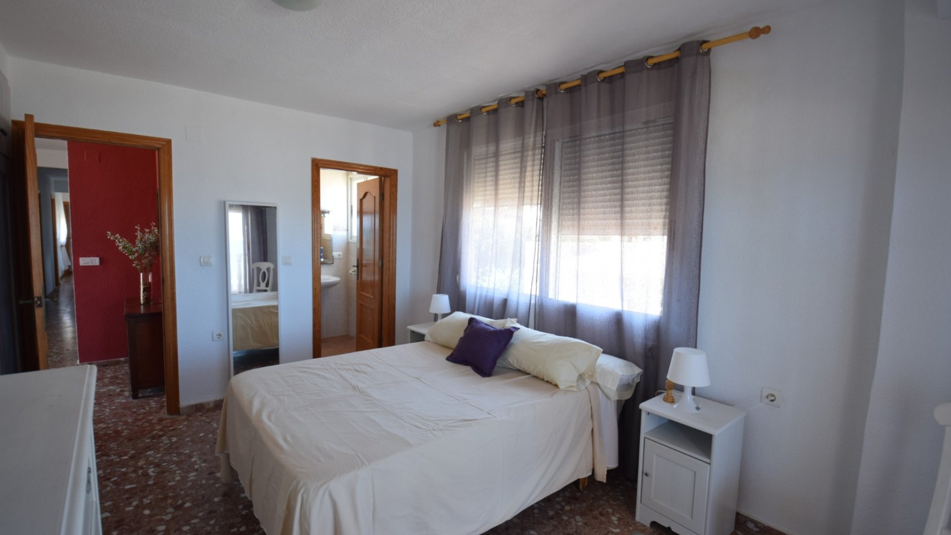 Resale - Villa -
Guardamar del Segura