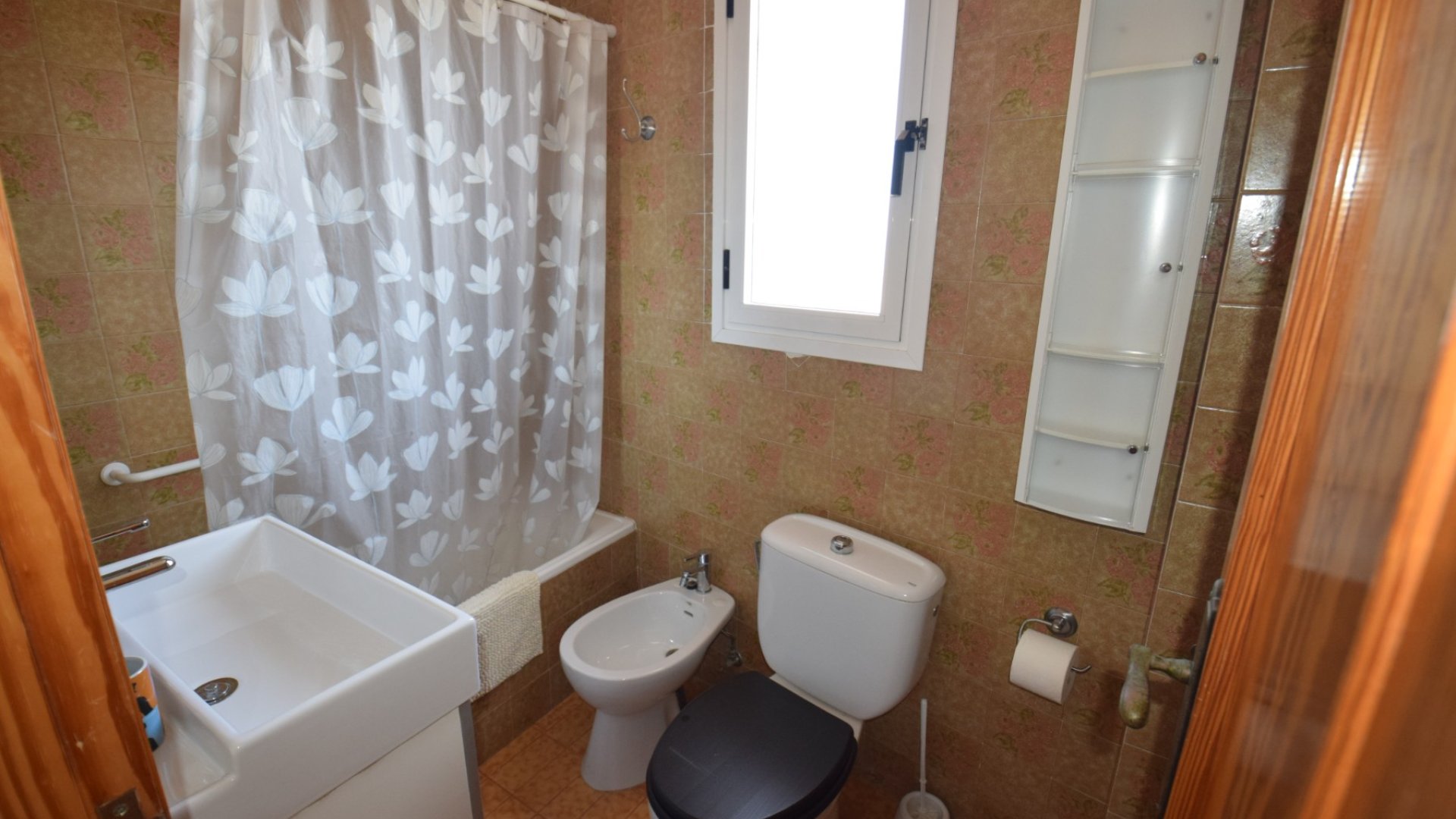 Resale - Villa -
Guardamar del Segura