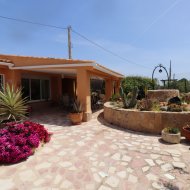 Resale - Villa -
Hondón de las Nieves - La Canalosa