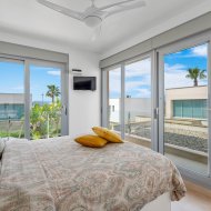 Resale - Villa -
Jacarilla - Vistabella