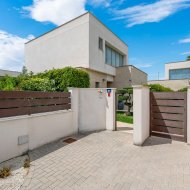 Resale - Villa -
Jacarilla - Vistabella