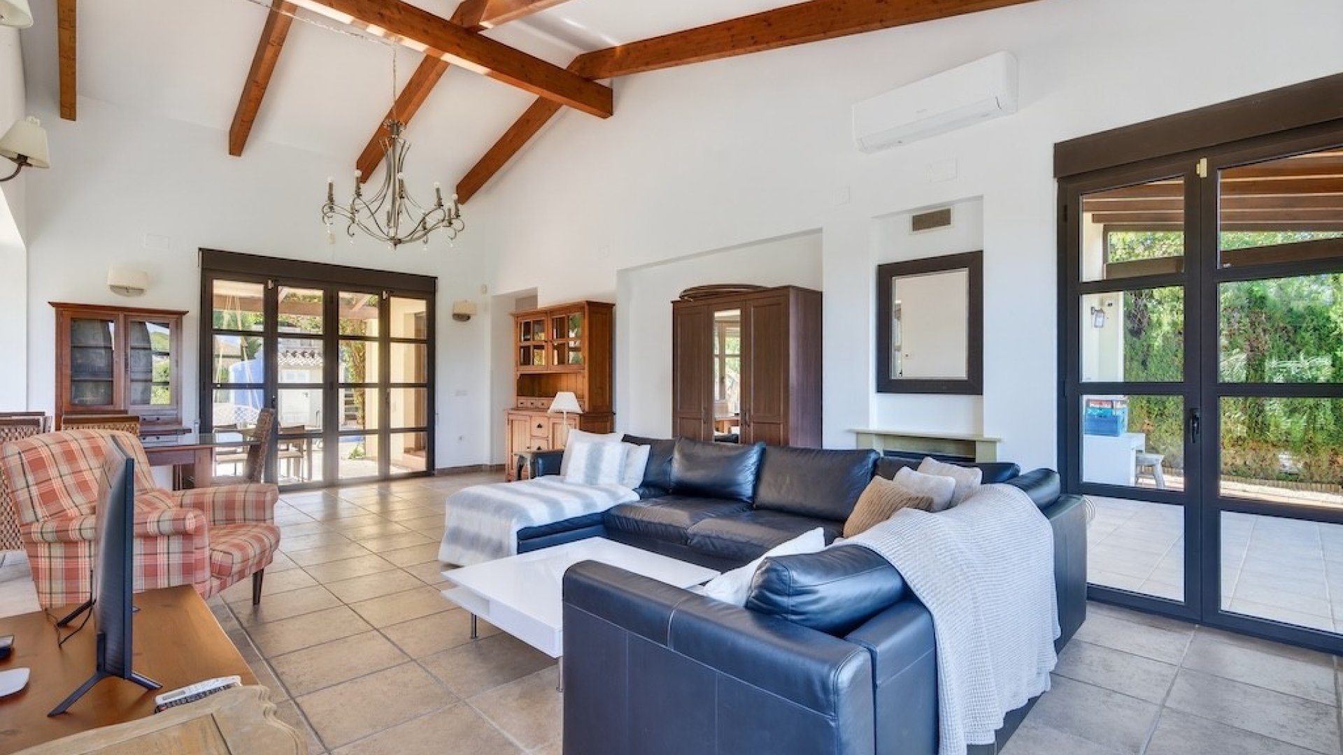 Resale - Villa -
Jávea - Monte Olimpe