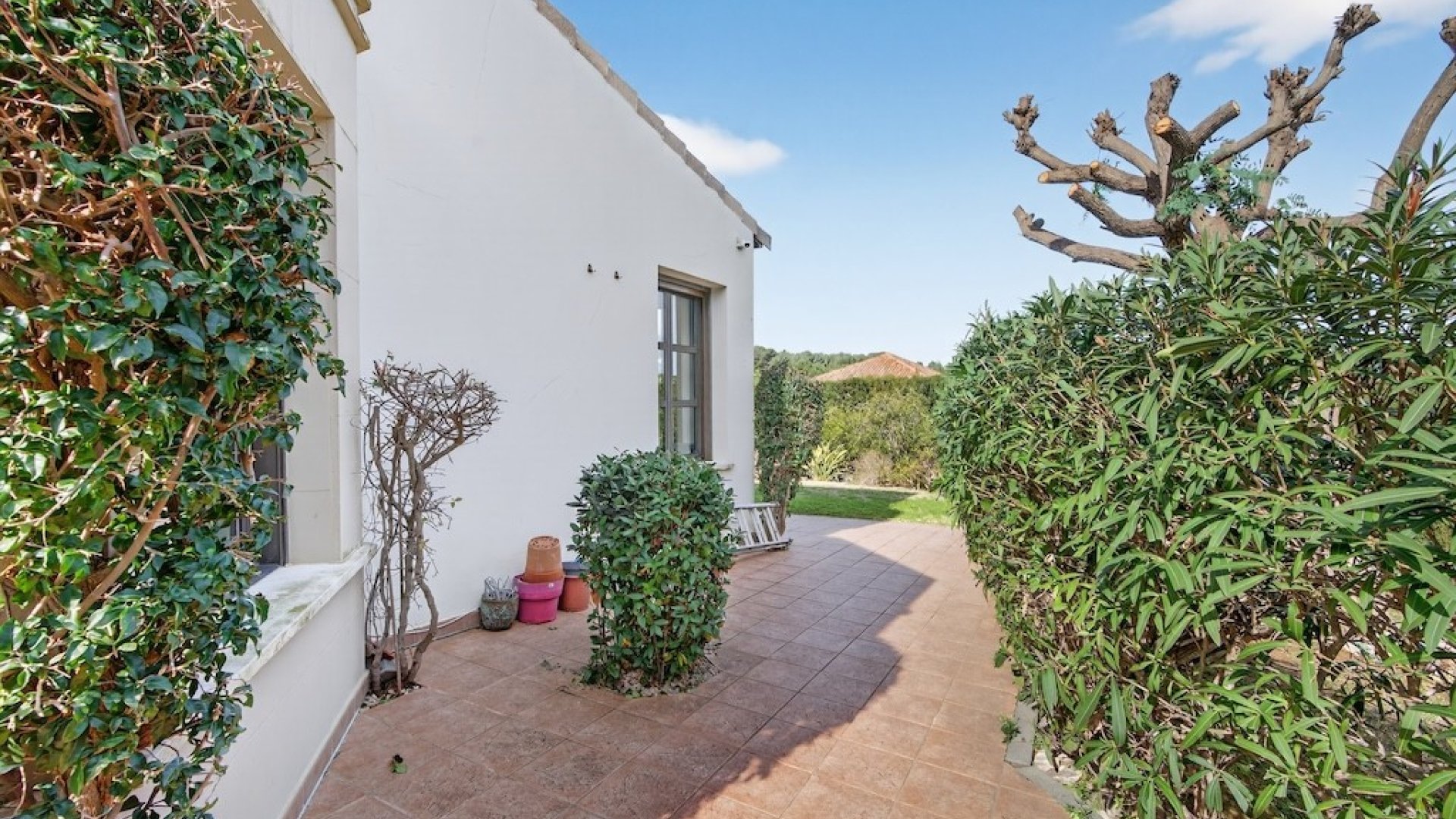 Resale - Villa -
Jávea - Monte Olimpe