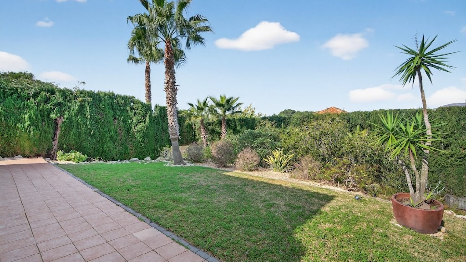 Resale - Villa -
Jávea - Monte Olimpe