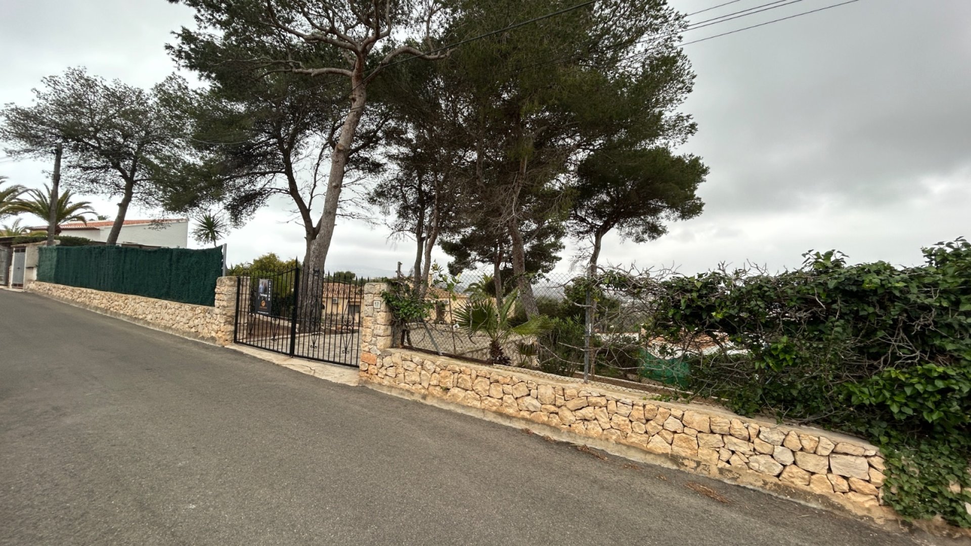 Resale - Villa -
Jávea - Montgó