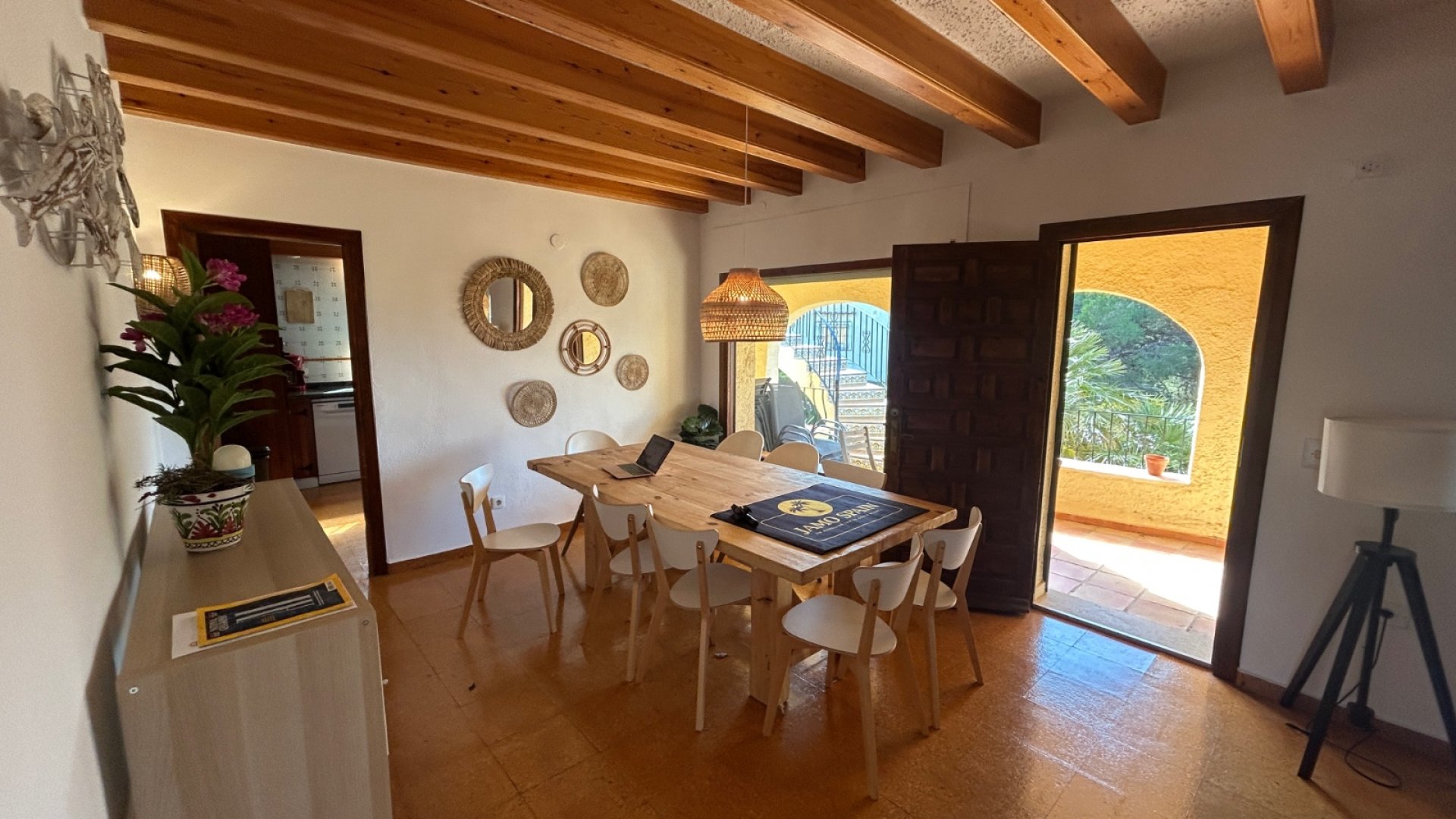 Resale - Villa -
Jávea - Montgó