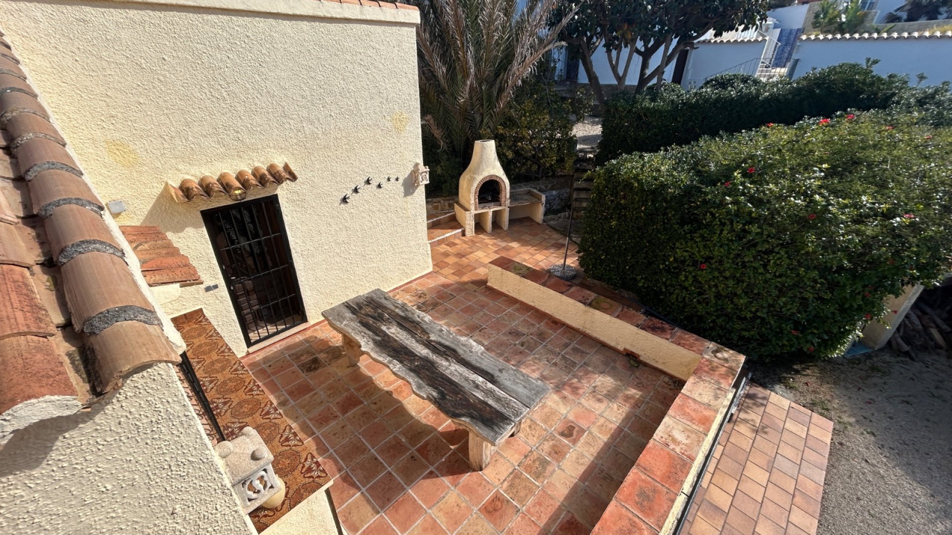 Resale - Villa -
Jávea - Montgó