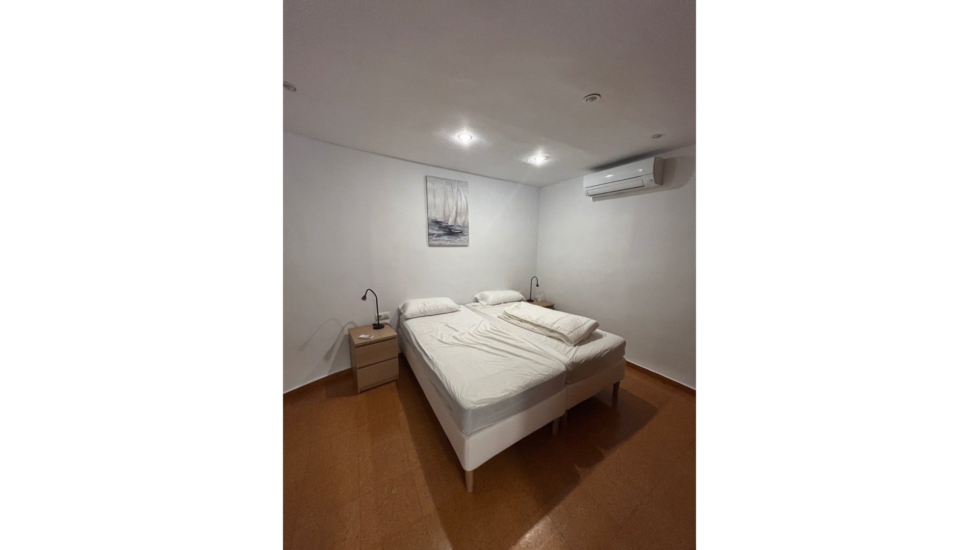 Resale - Villa -
Jávea - Montgó