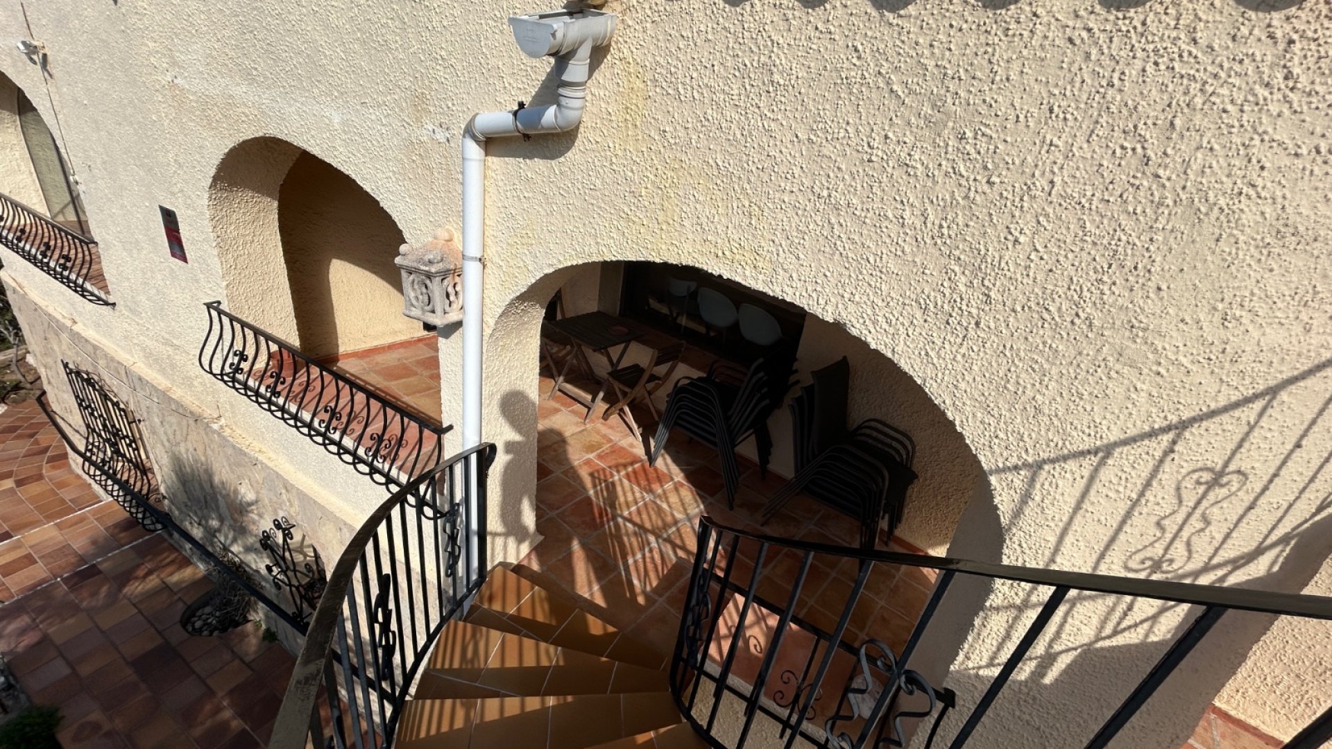 Resale - Villa -
Jávea - Montgó