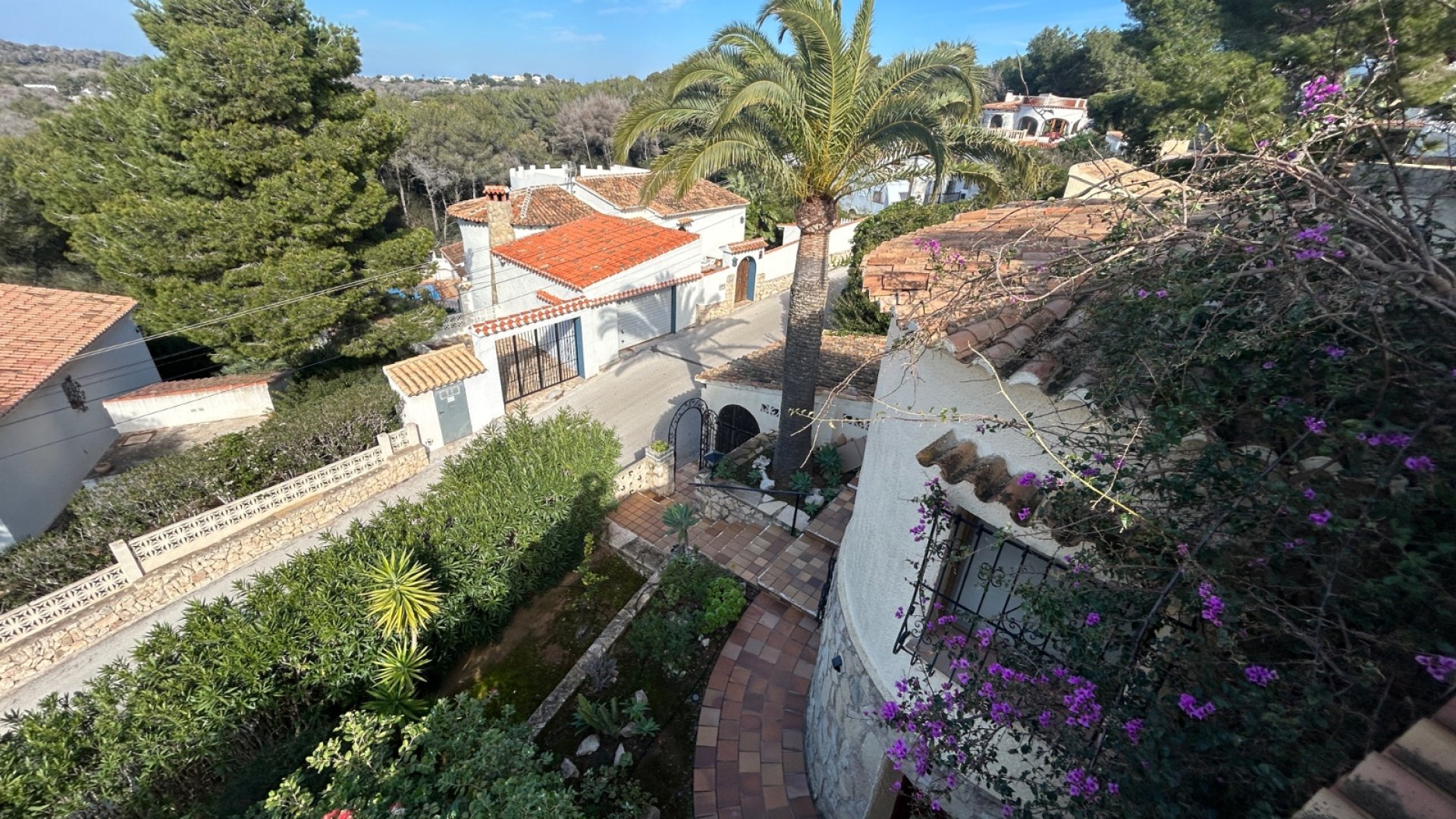 Resale - Villa -
Jávea - Montgó