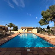 Resale - Villa -
Jávea - Montgó