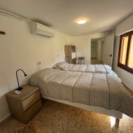 Resale - Villa -
Jávea - Montgó