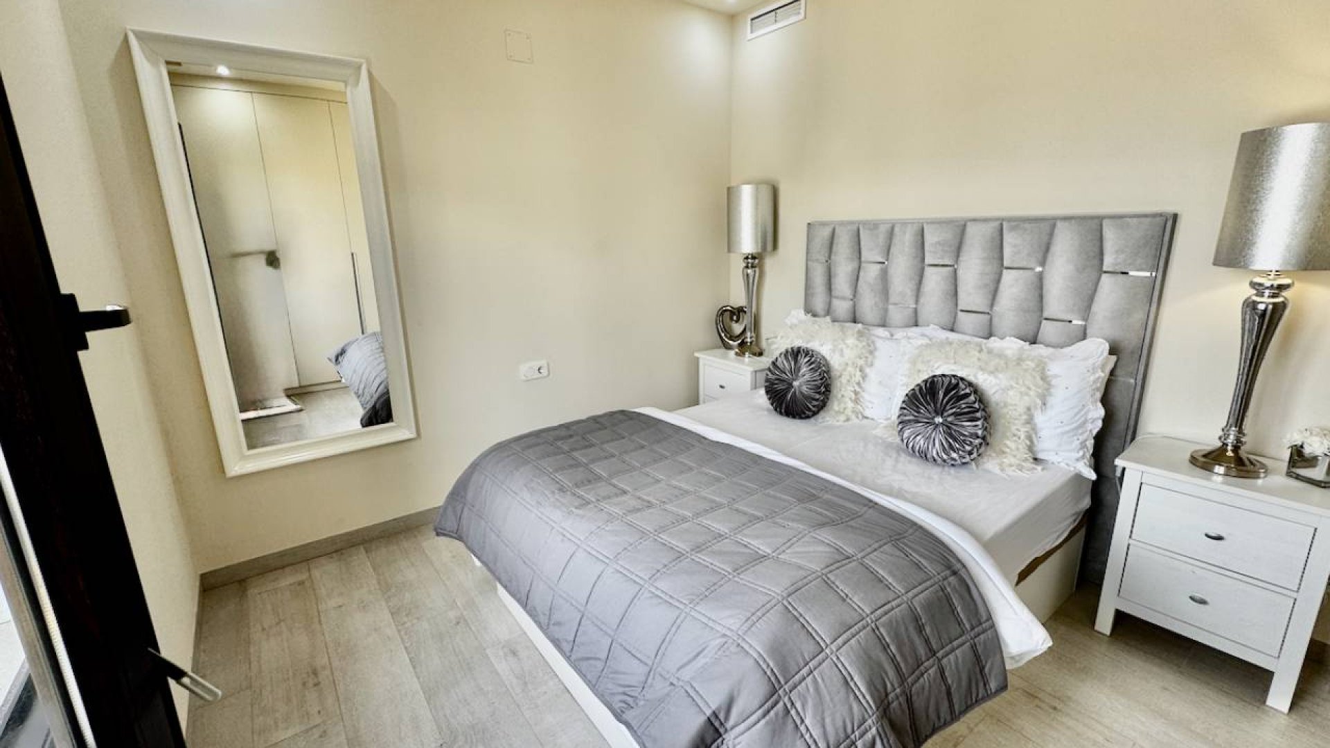 Resale - Villa -
La Finca Golf - La finca Golf