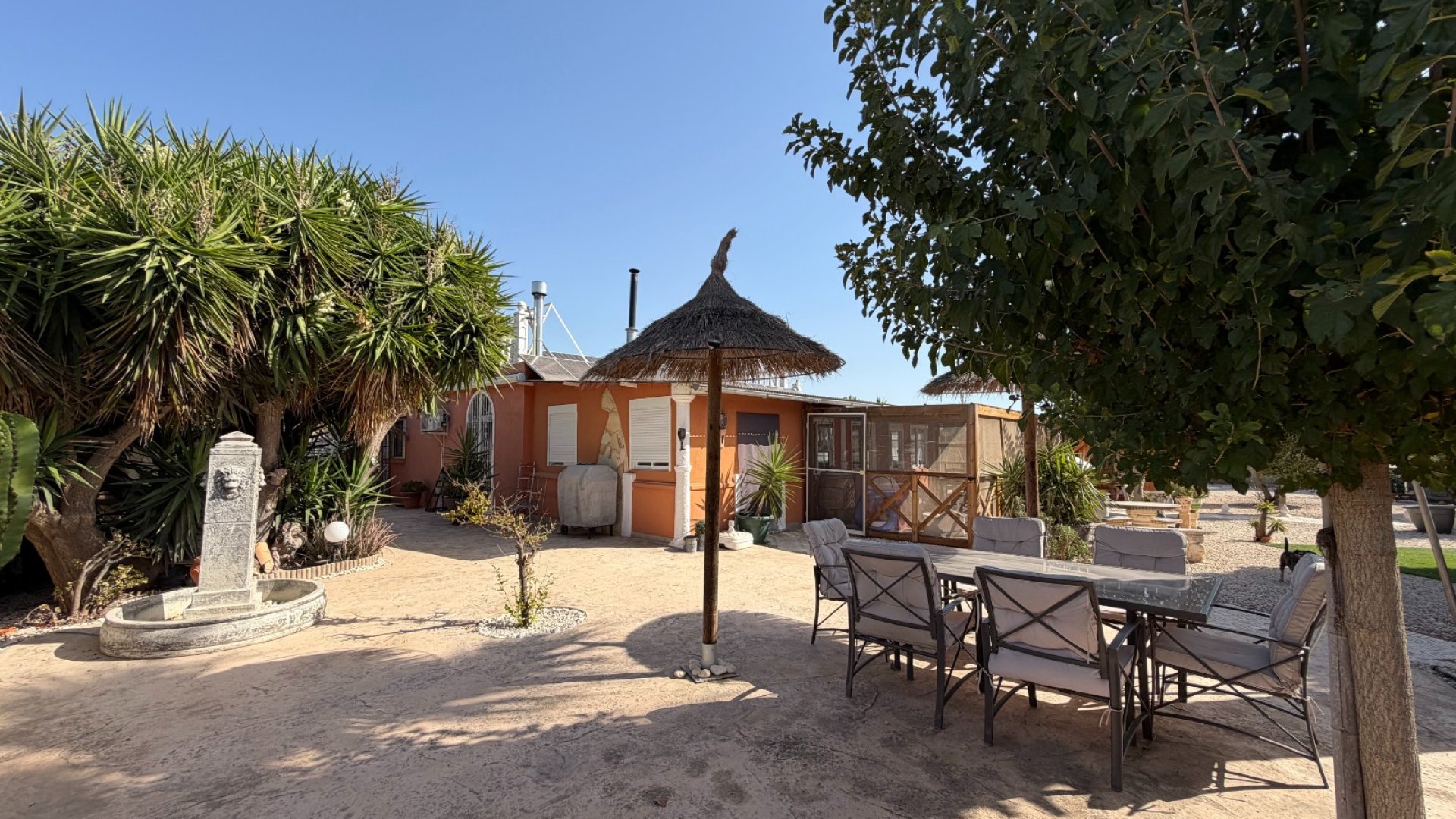Resale - Villa -
La Marina - Elche / Elx