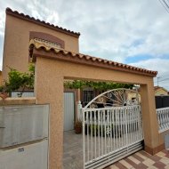 Resale - Villa -
La Marina - La Marina Urb