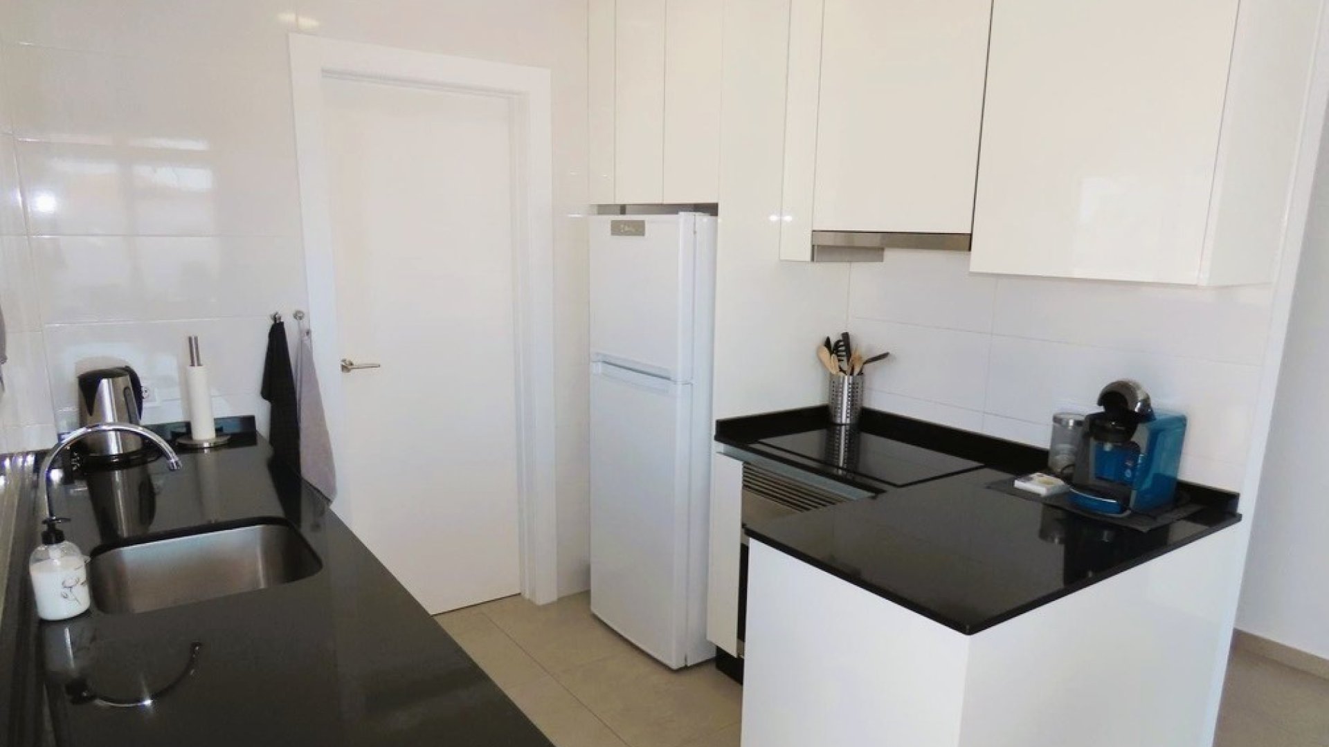 Resale - Villa -
La Marina