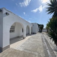Resale - Villa -
La Marina