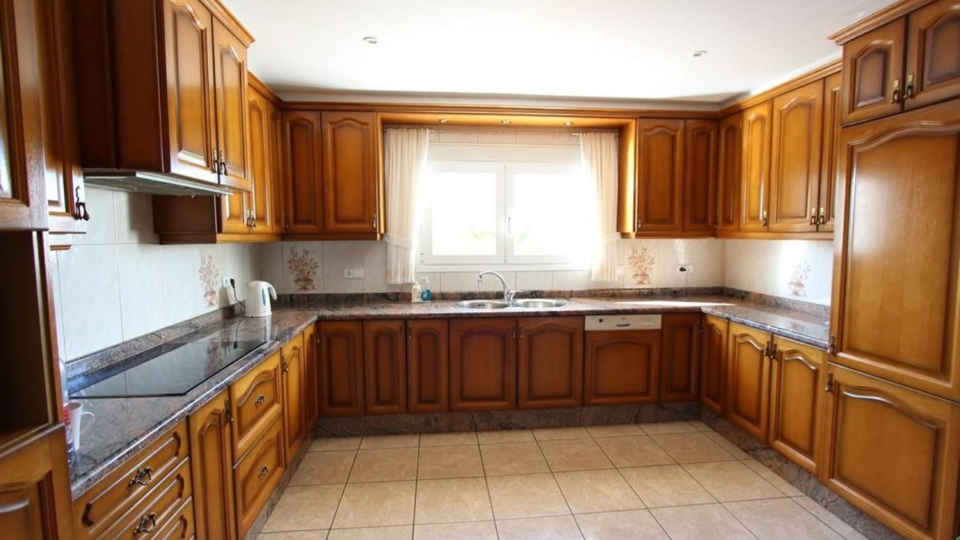 Resale - Villa -
La Nucía - El Tossal-Bello Horizonte