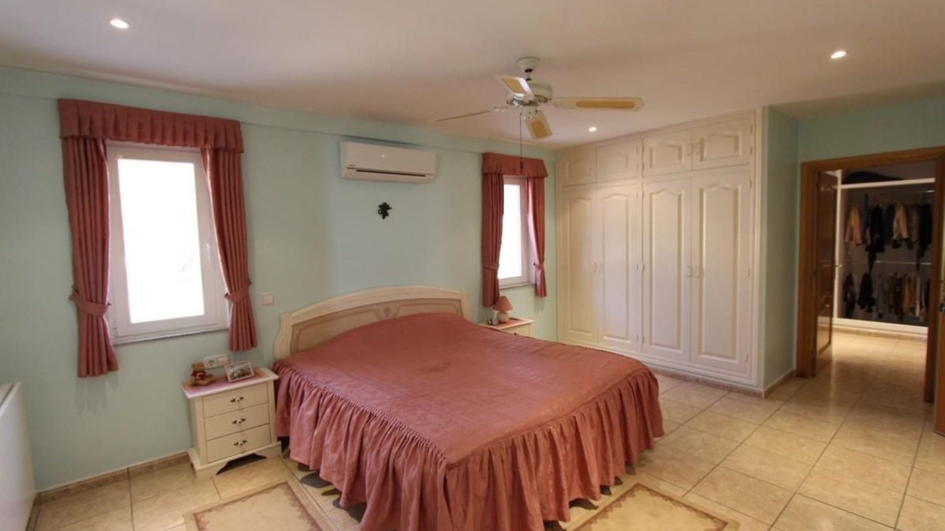 Resale - Villa -
La Nucía - El Tossal-Bello Horizonte