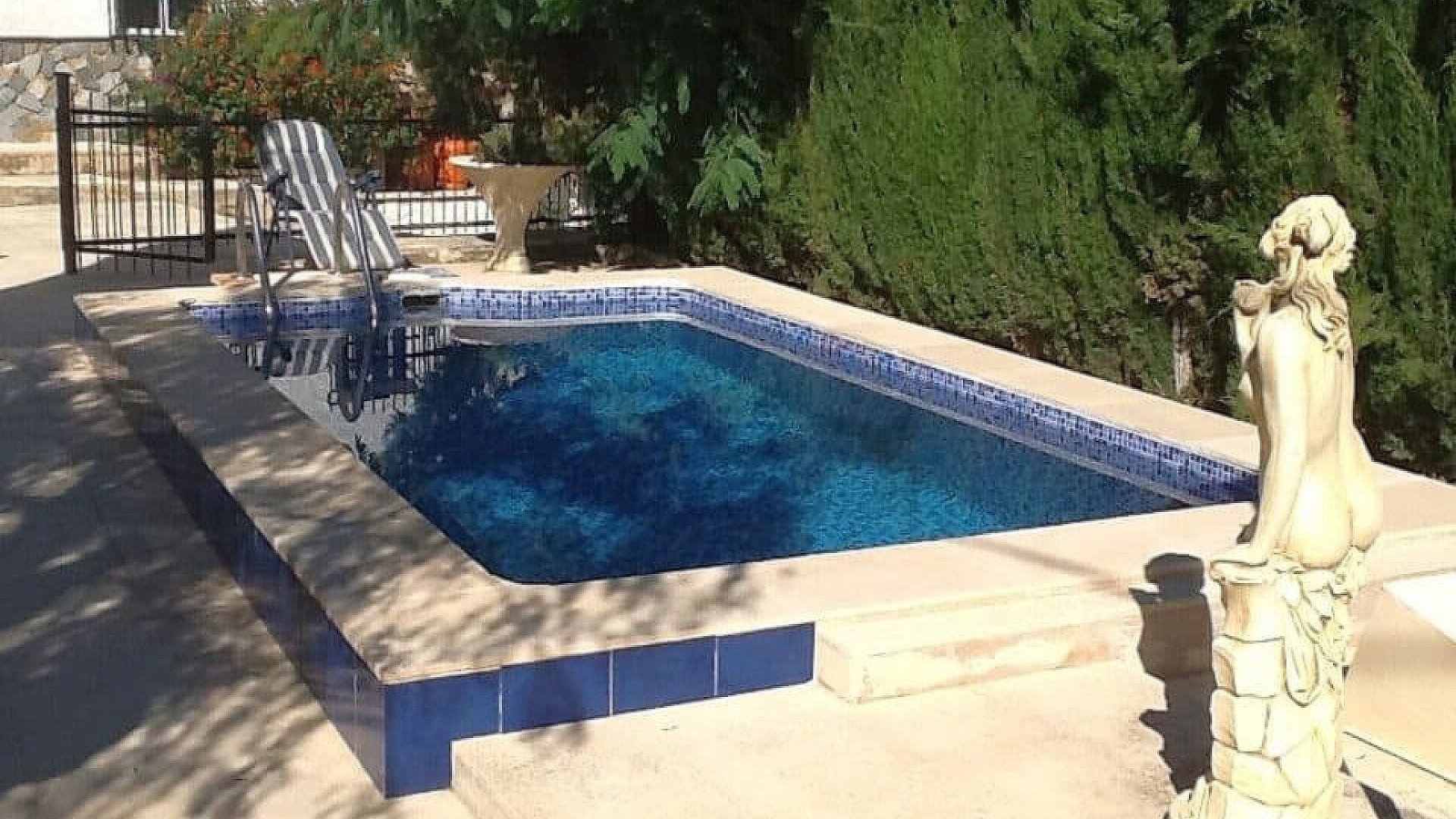 Resale - Villa -
La Romana