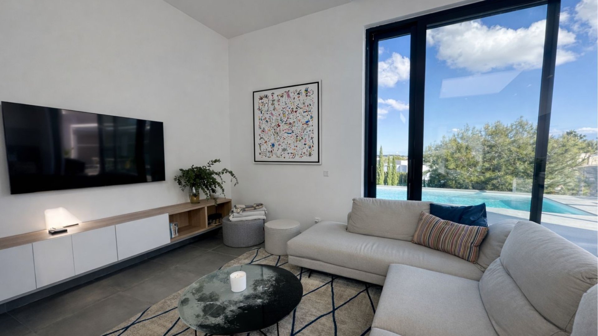 Resale - Villa -
Las Colinas Golf Resort - Las Colinas golf