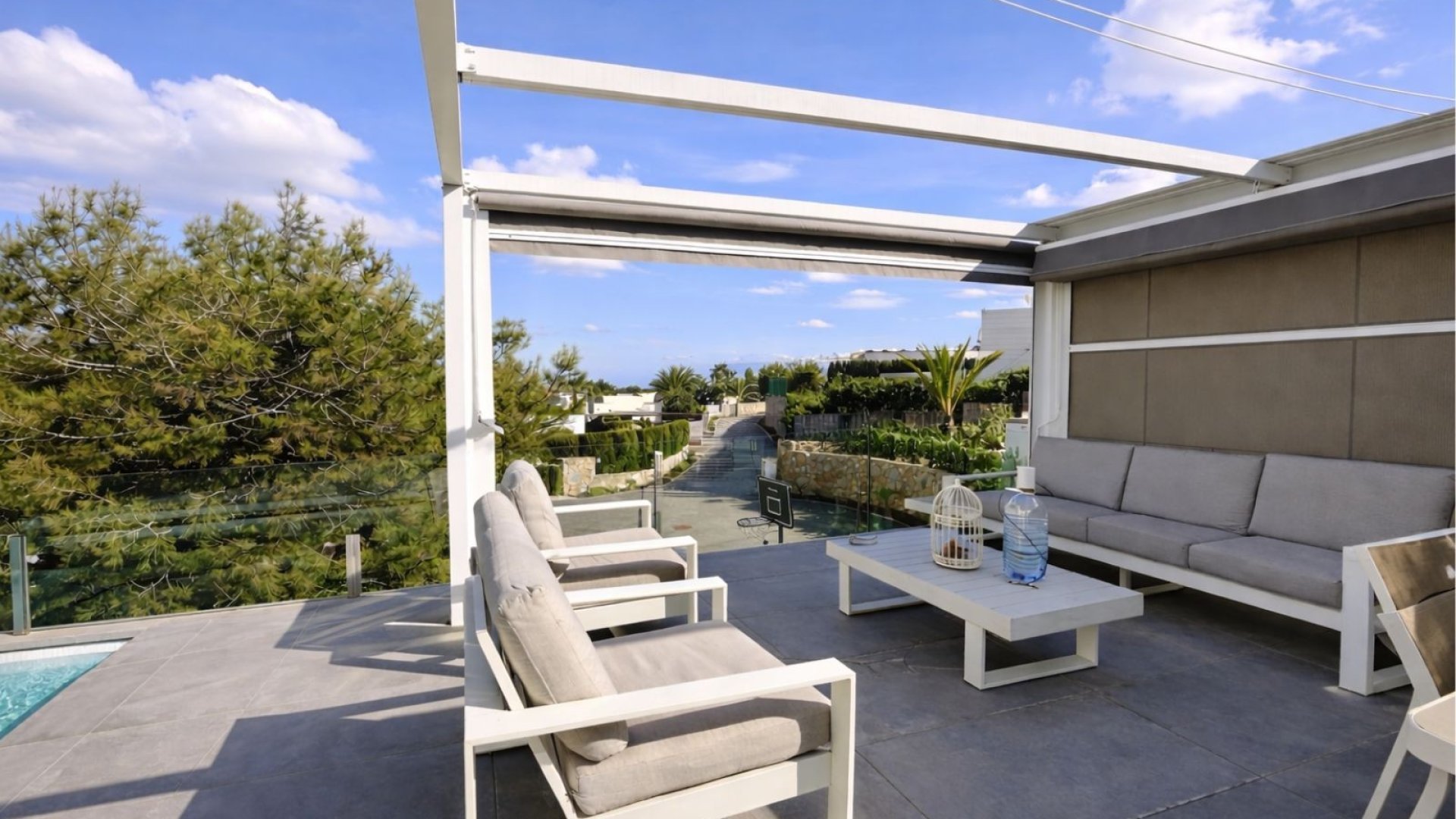 Resale - Villa -
Las Colinas Golf Resort - Las Colinas golf