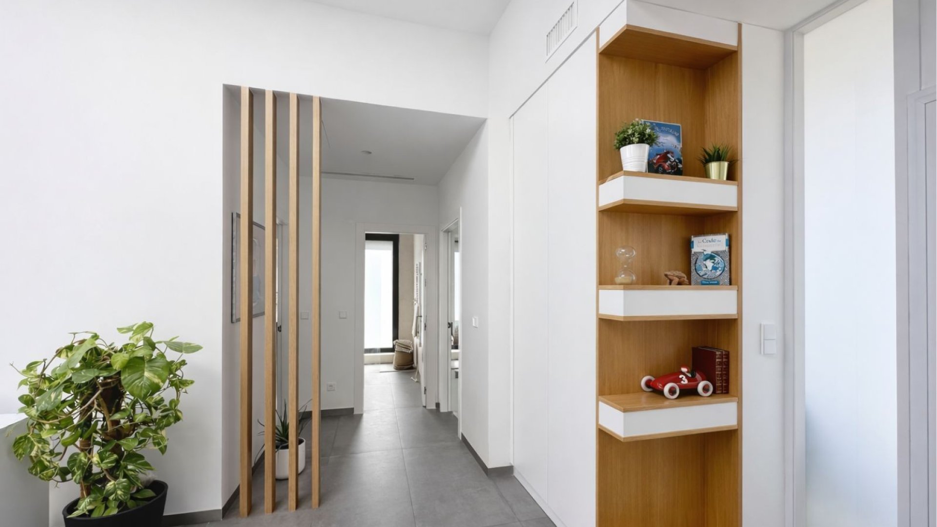 Resale - Villa -
Las Colinas Golf Resort - Las Colinas golf