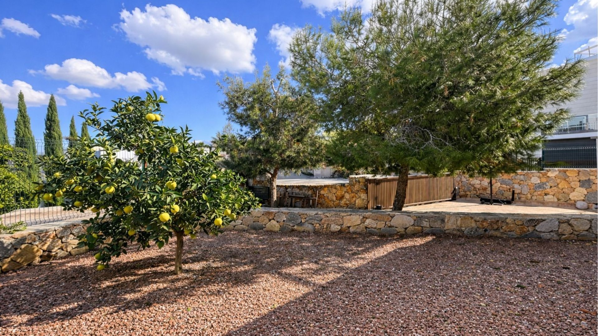 Resale - Villa -
Las Colinas Golf Resort - Las Colinas golf