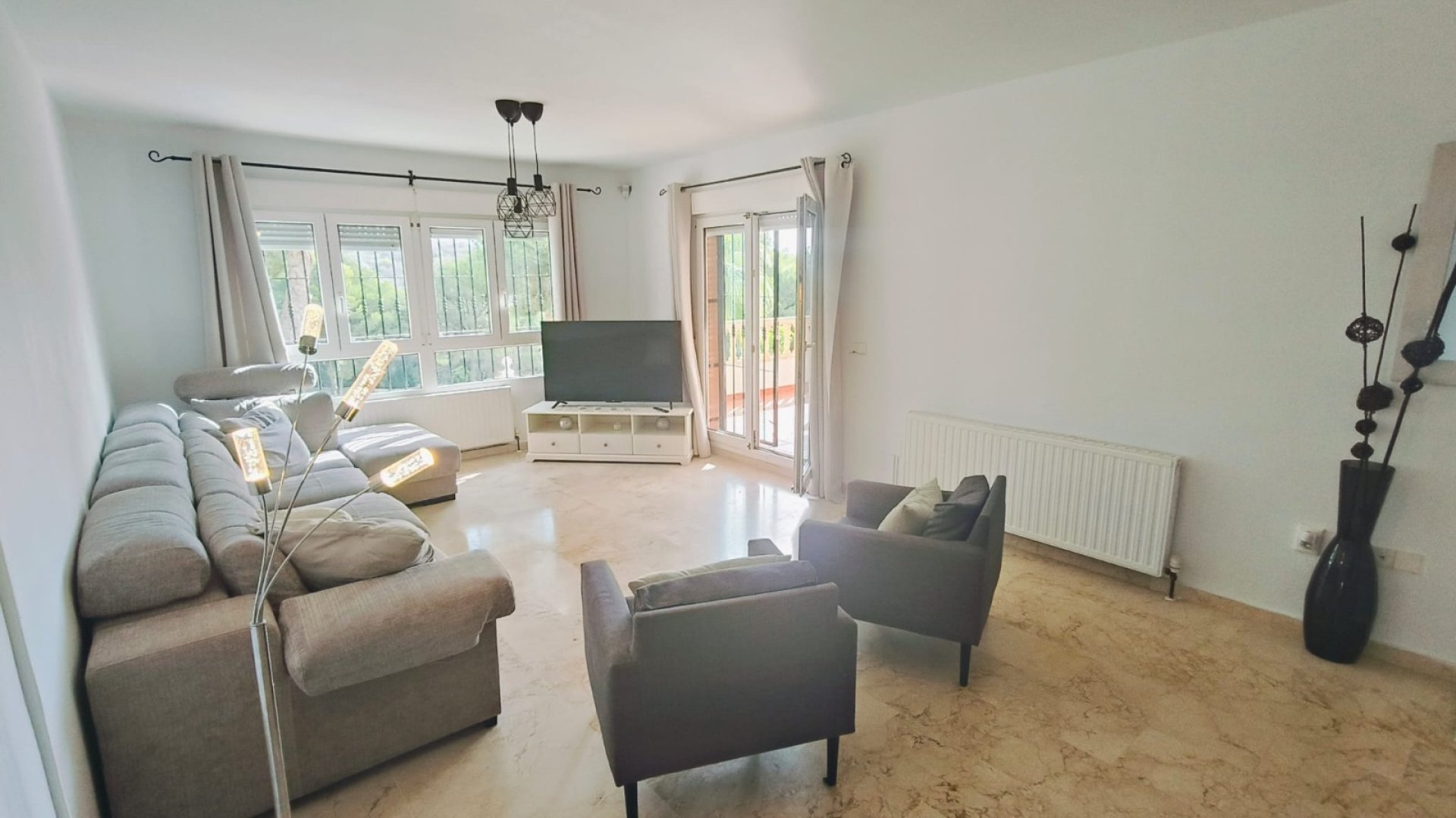 Resale - Villa -
Las Ramblas - Las Ramblas Golf