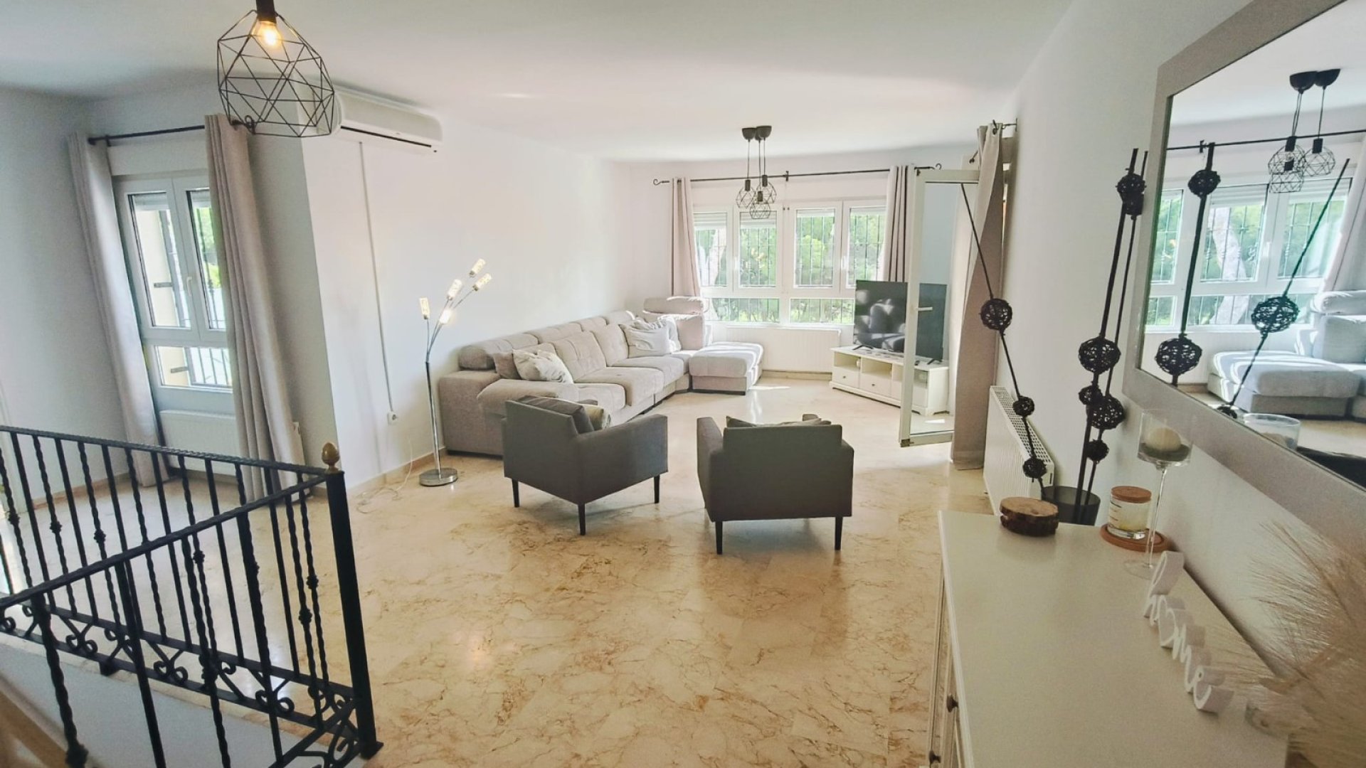 Resale - Villa -
Las Ramblas - Las Ramblas Golf