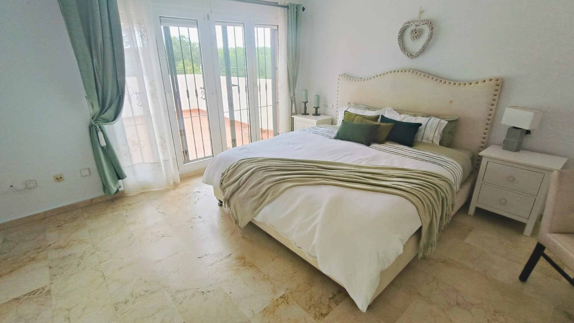 Resale - Villa -
Las Ramblas - Las Ramblas Golf