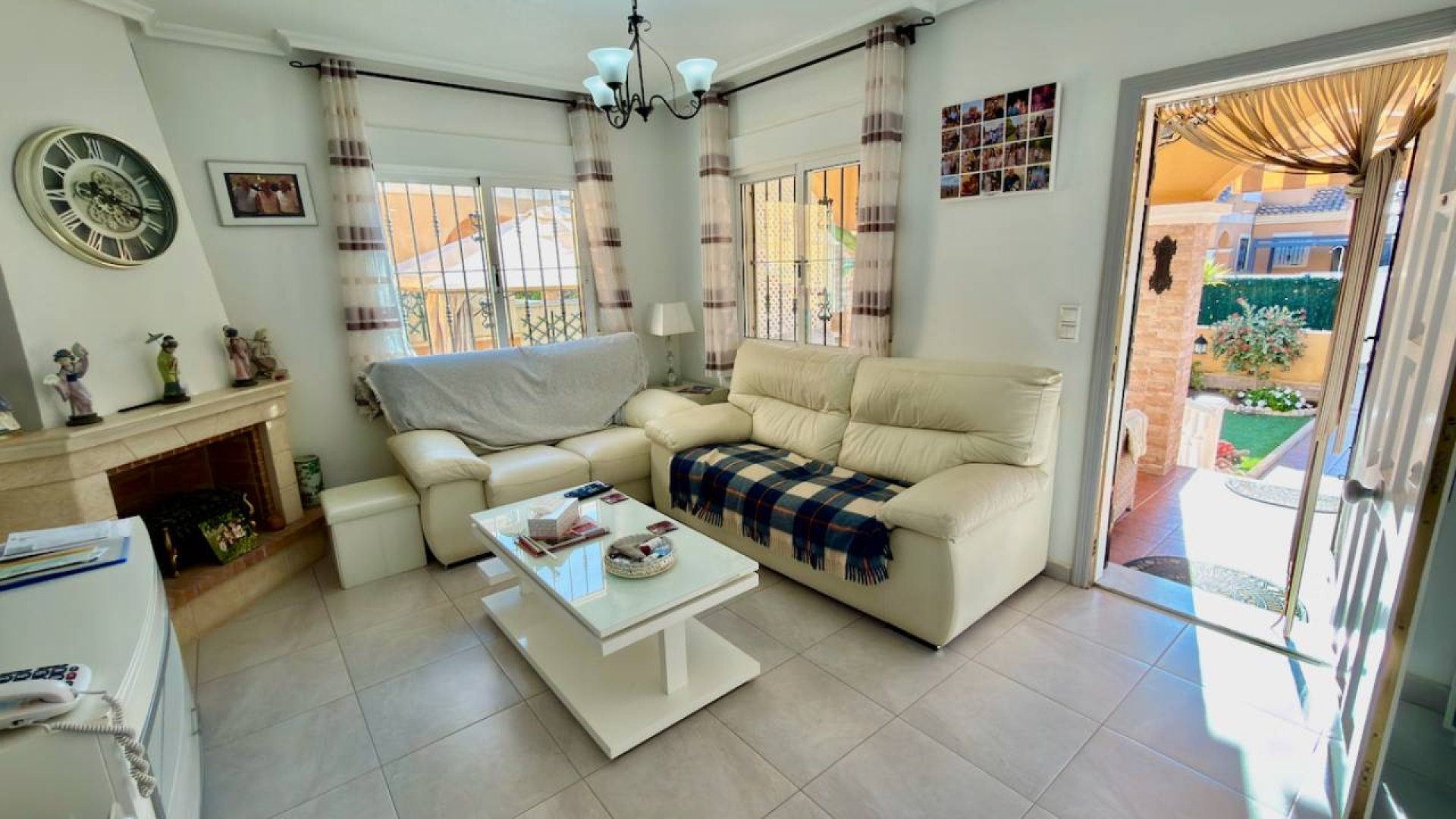 Resale - Villa -
Lo Crispin