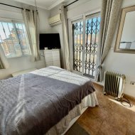 Resale - Villa -
Lo Crispin