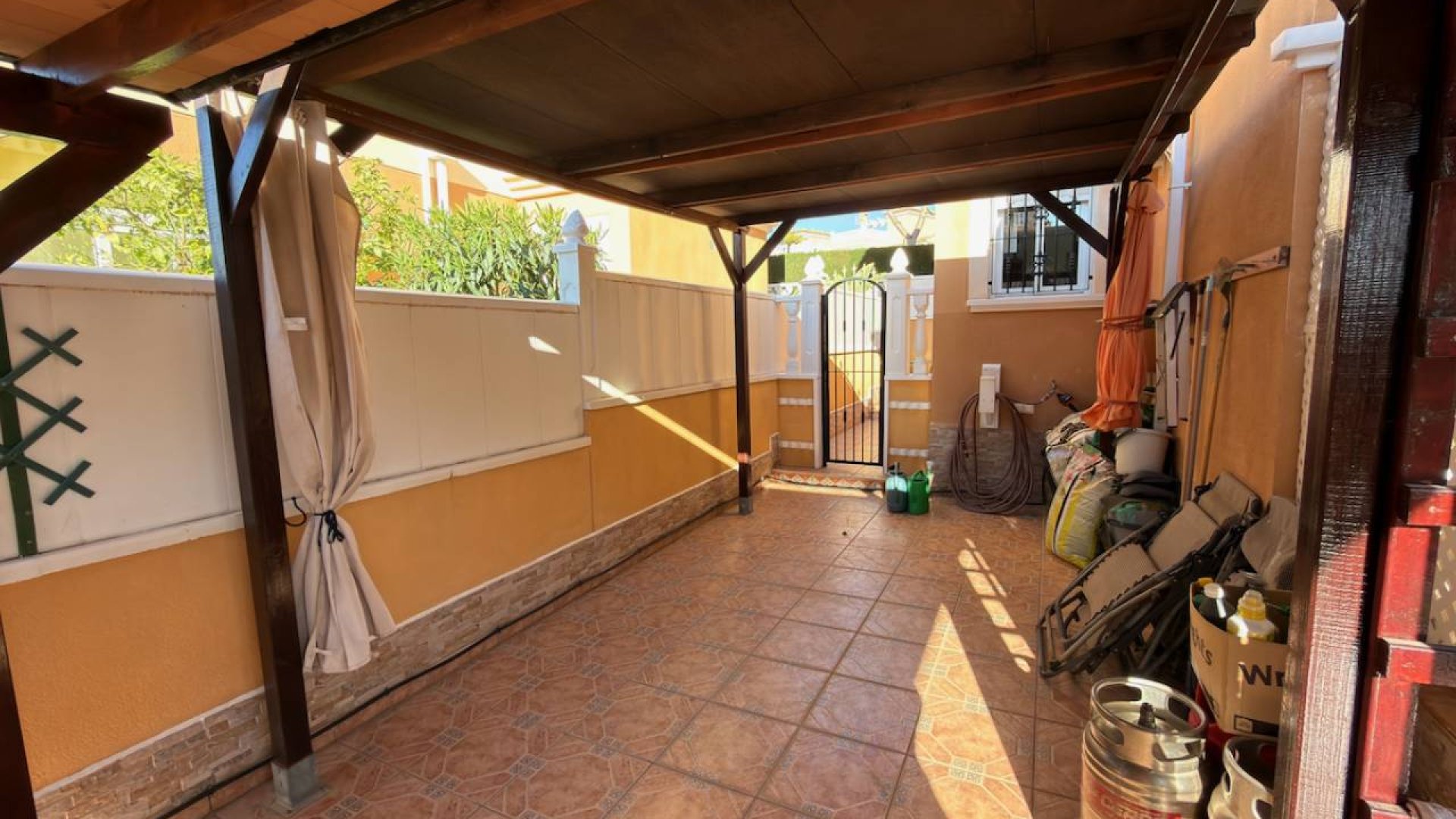 Resale - Villa -
Lo Crispin