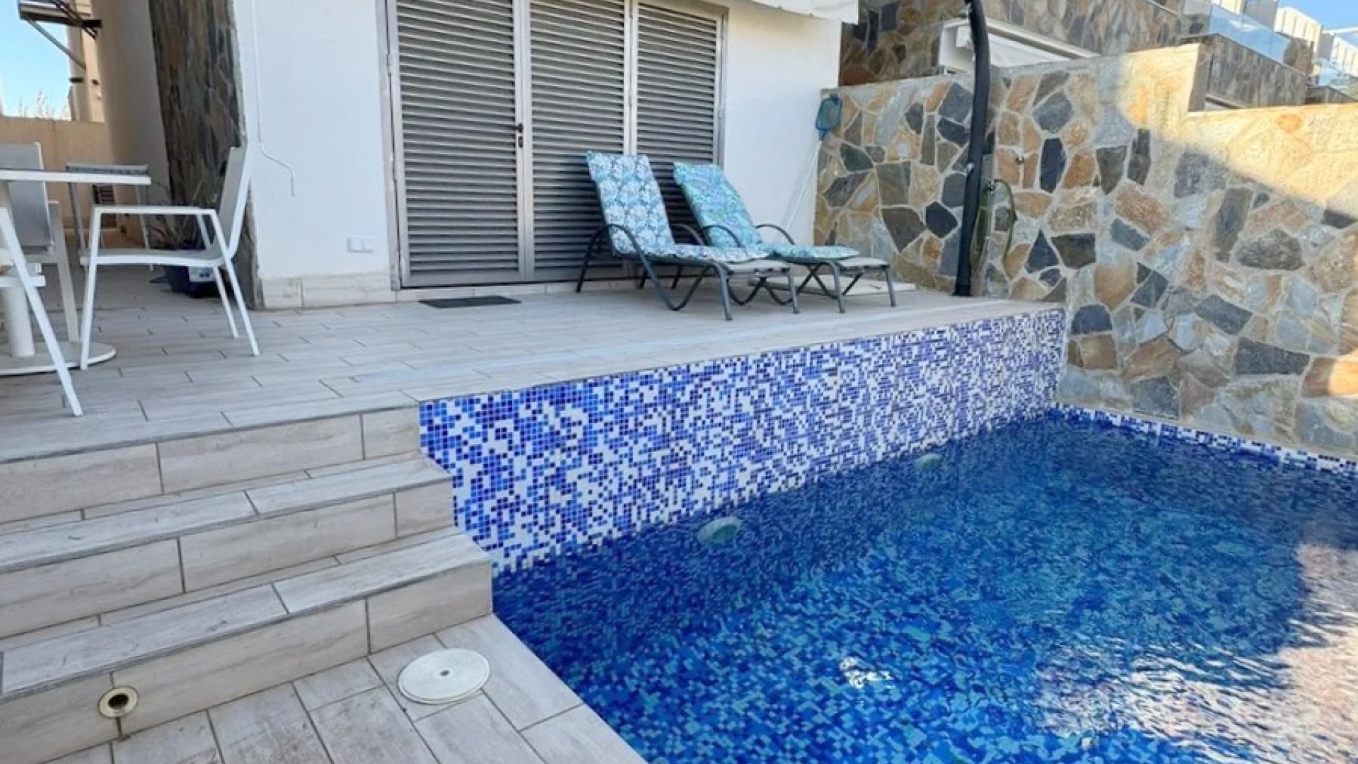 Resale - Villa -
Los Alcazares