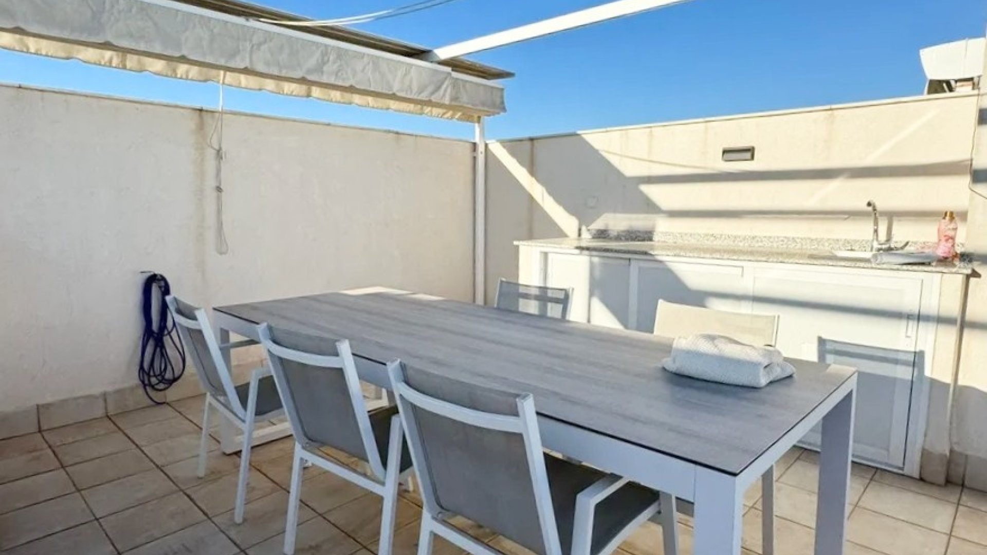 Resale - Villa -
Los Alcazares