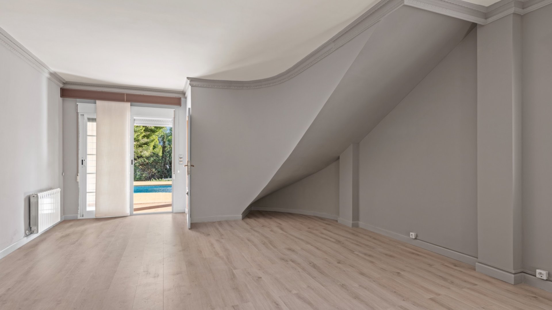 Resale - Villa -
Los Balcones
