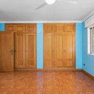 Resale - Villa -
Los Balcones