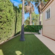 Resale - Villa -
Los Balcones