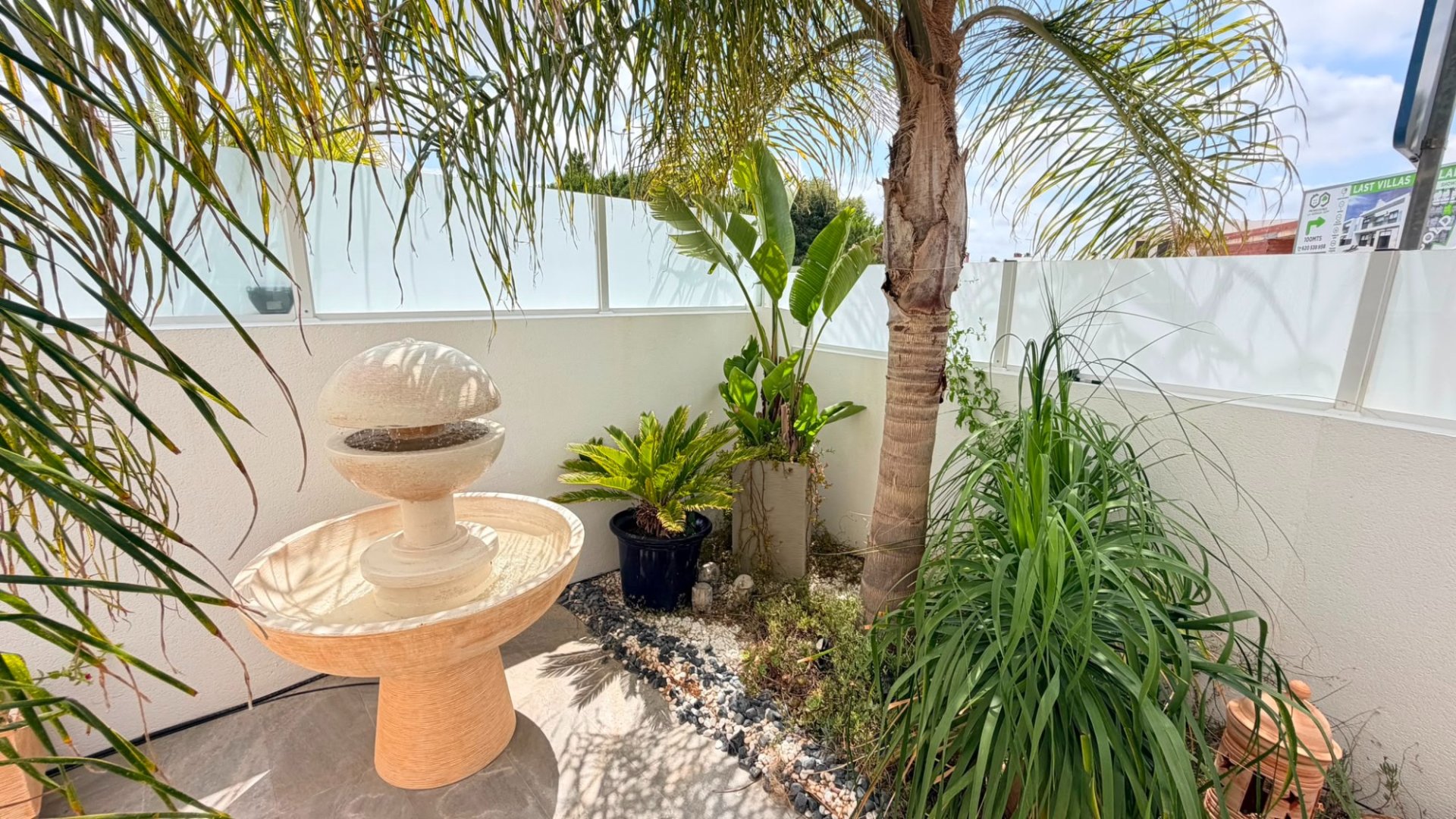 Resale - Villa -
Los Montesinos - La Herrada