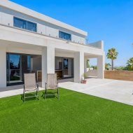 Resale - Villa -
Los Montesinos - La Herrada