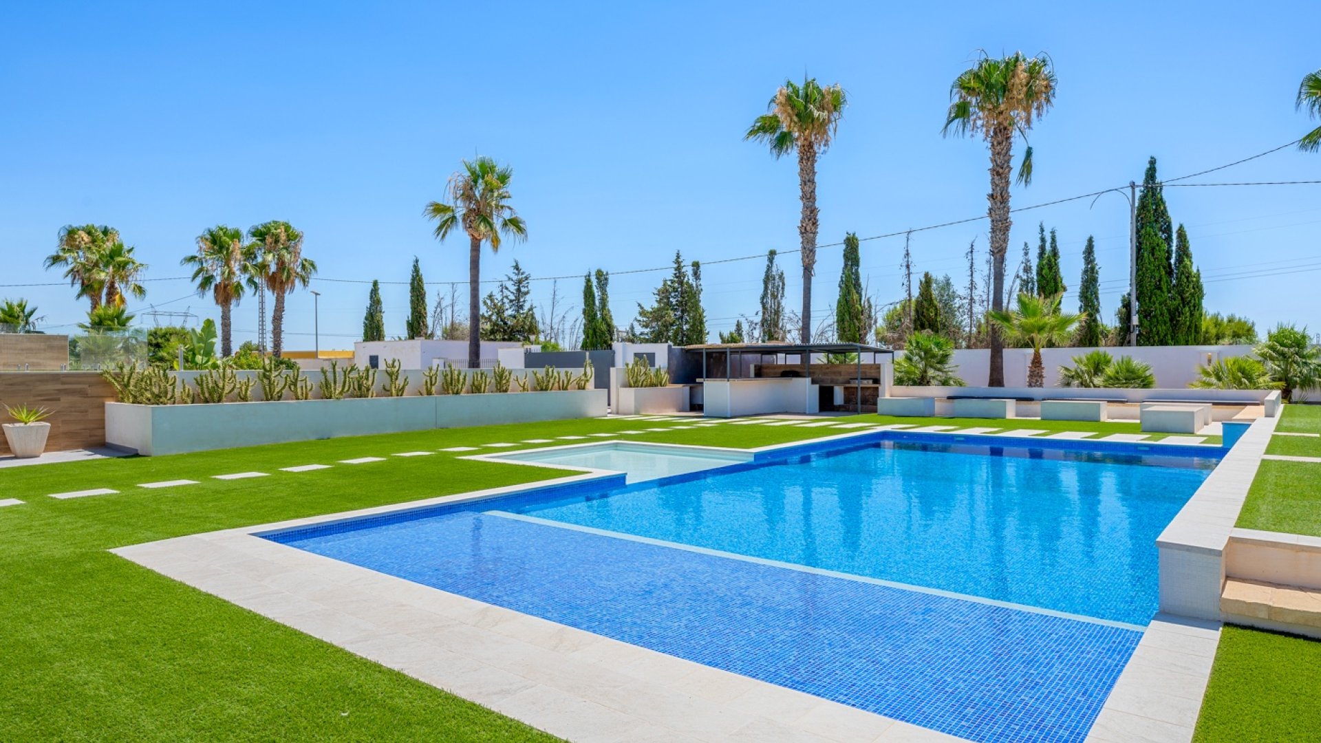 Resale - Villa -
Los Montesinos - La Herrada