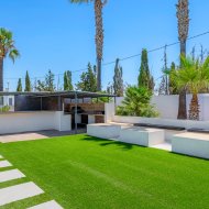 Resale - Villa -
Los Montesinos - La Herrada